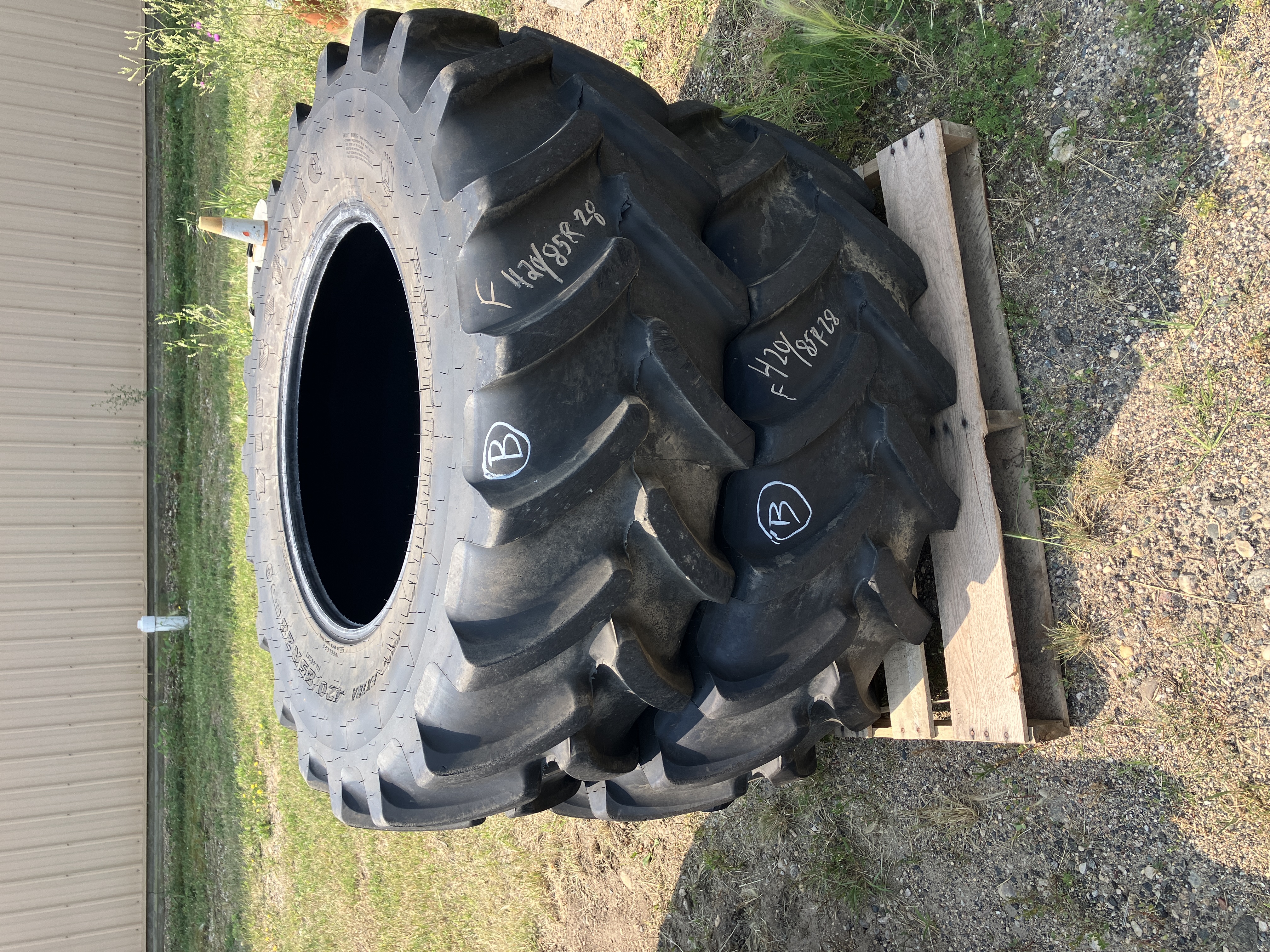 FIRESTONE TRACTOR TIRES 420/85R28