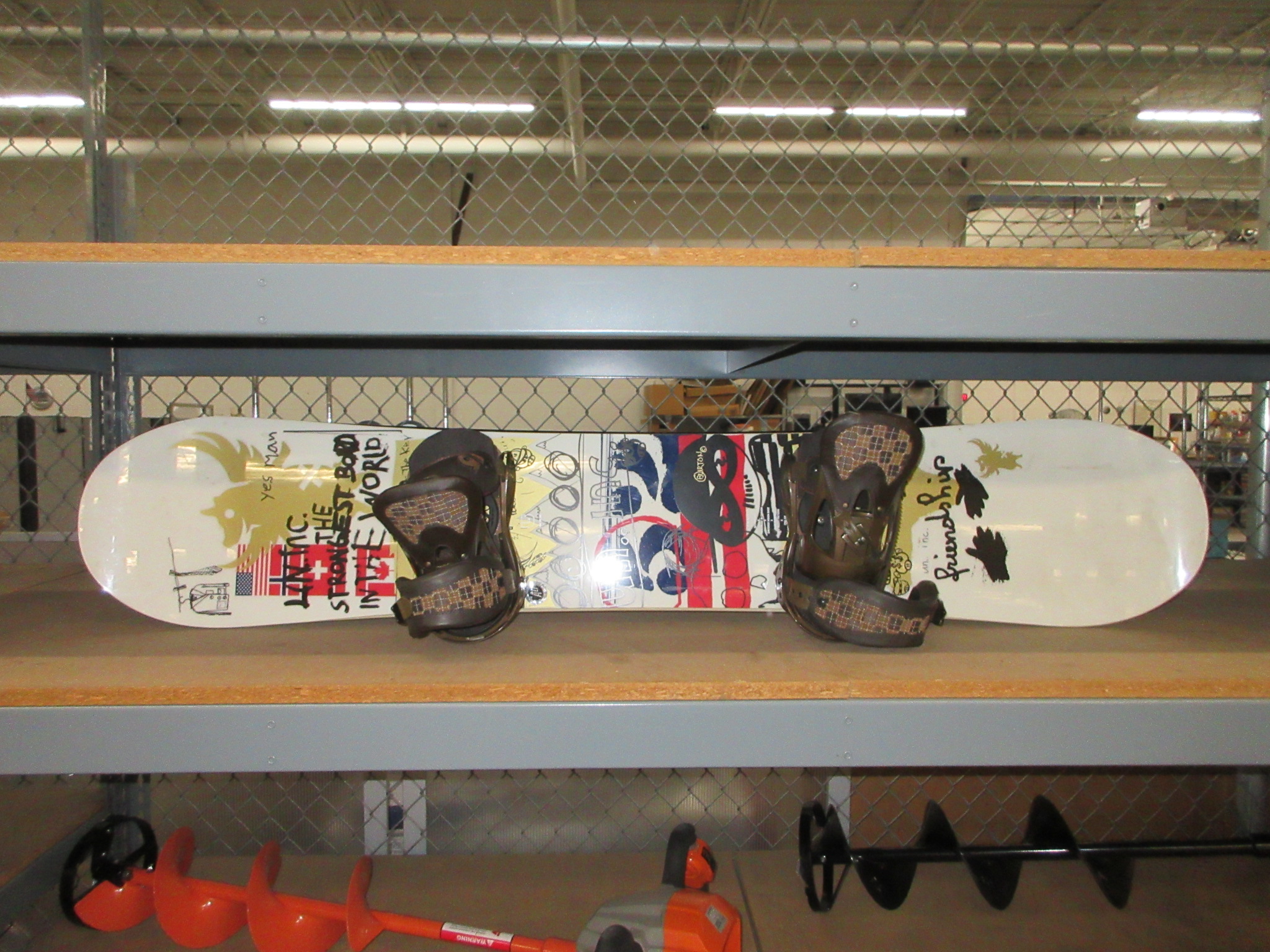 BURTON SNOWBOARD