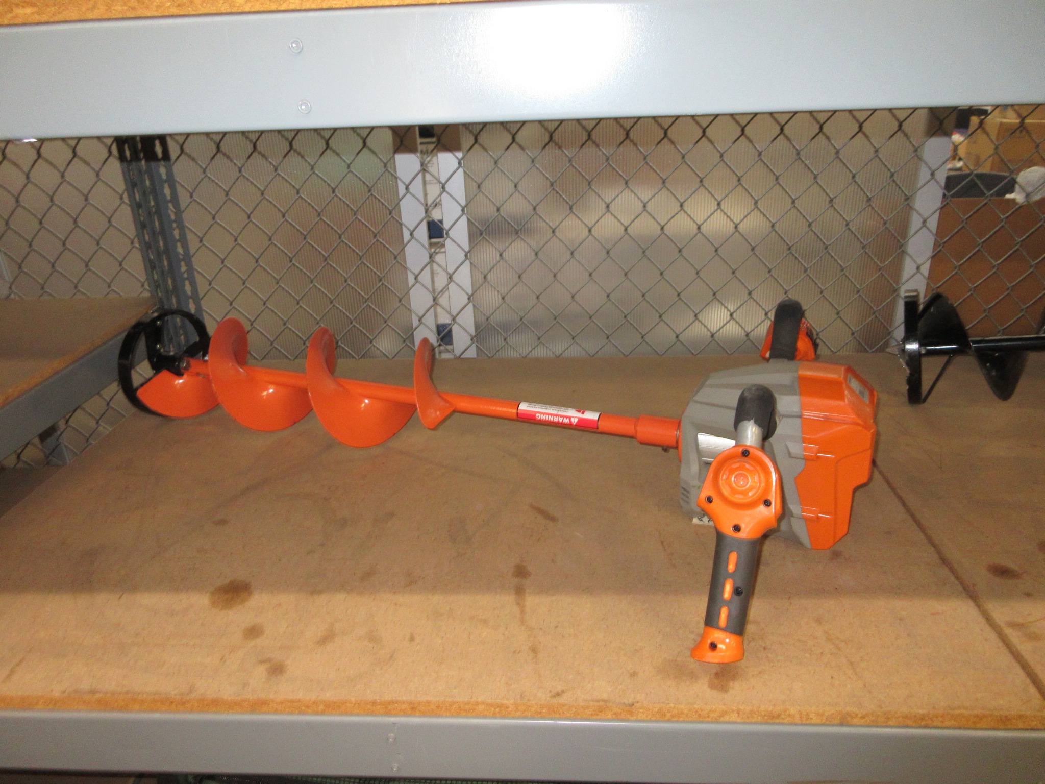 TROPHY STRIKE ELECTRIC AUGER