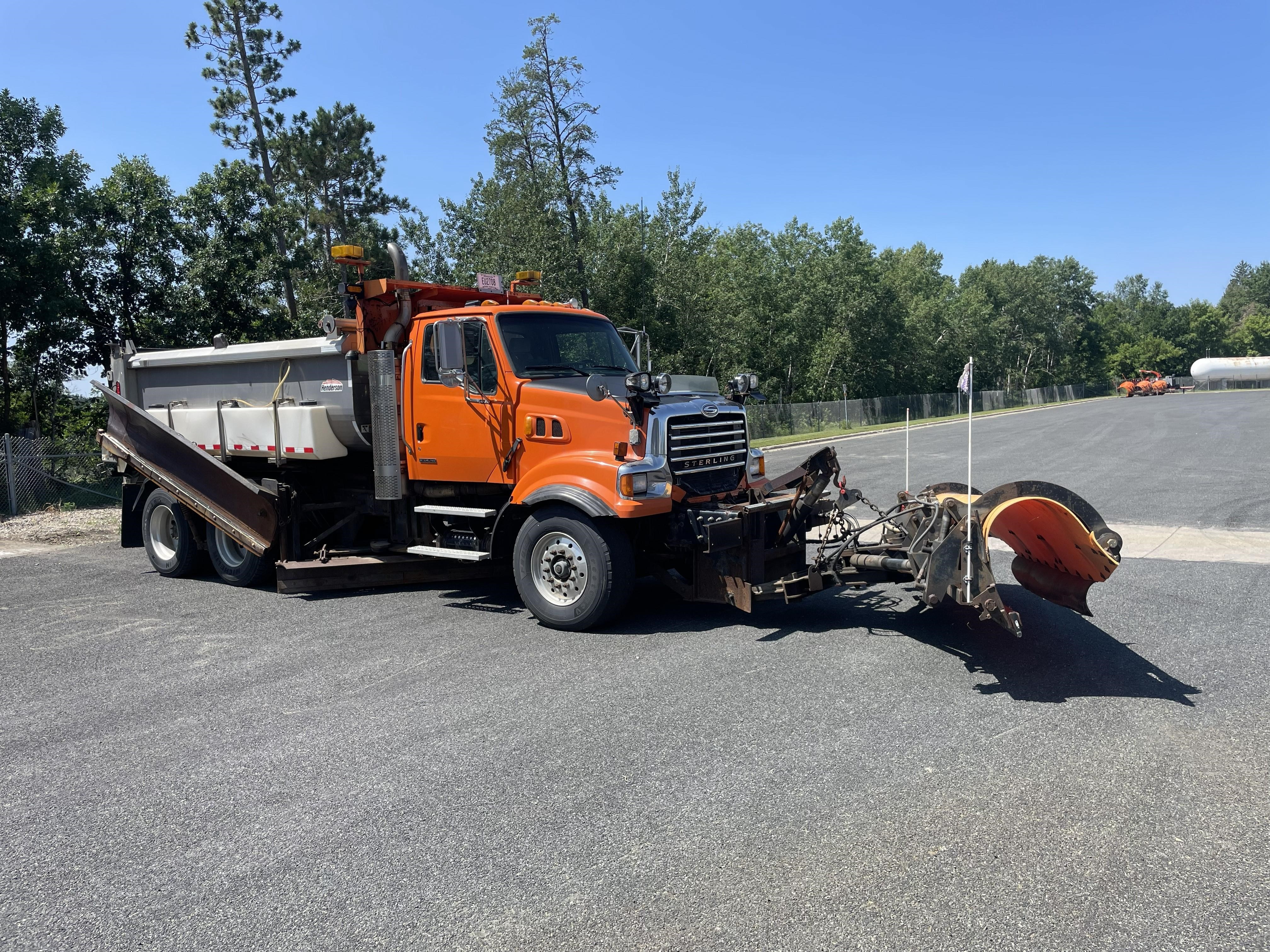 2009 STERLING LT9511 CAT C13/ALLISON