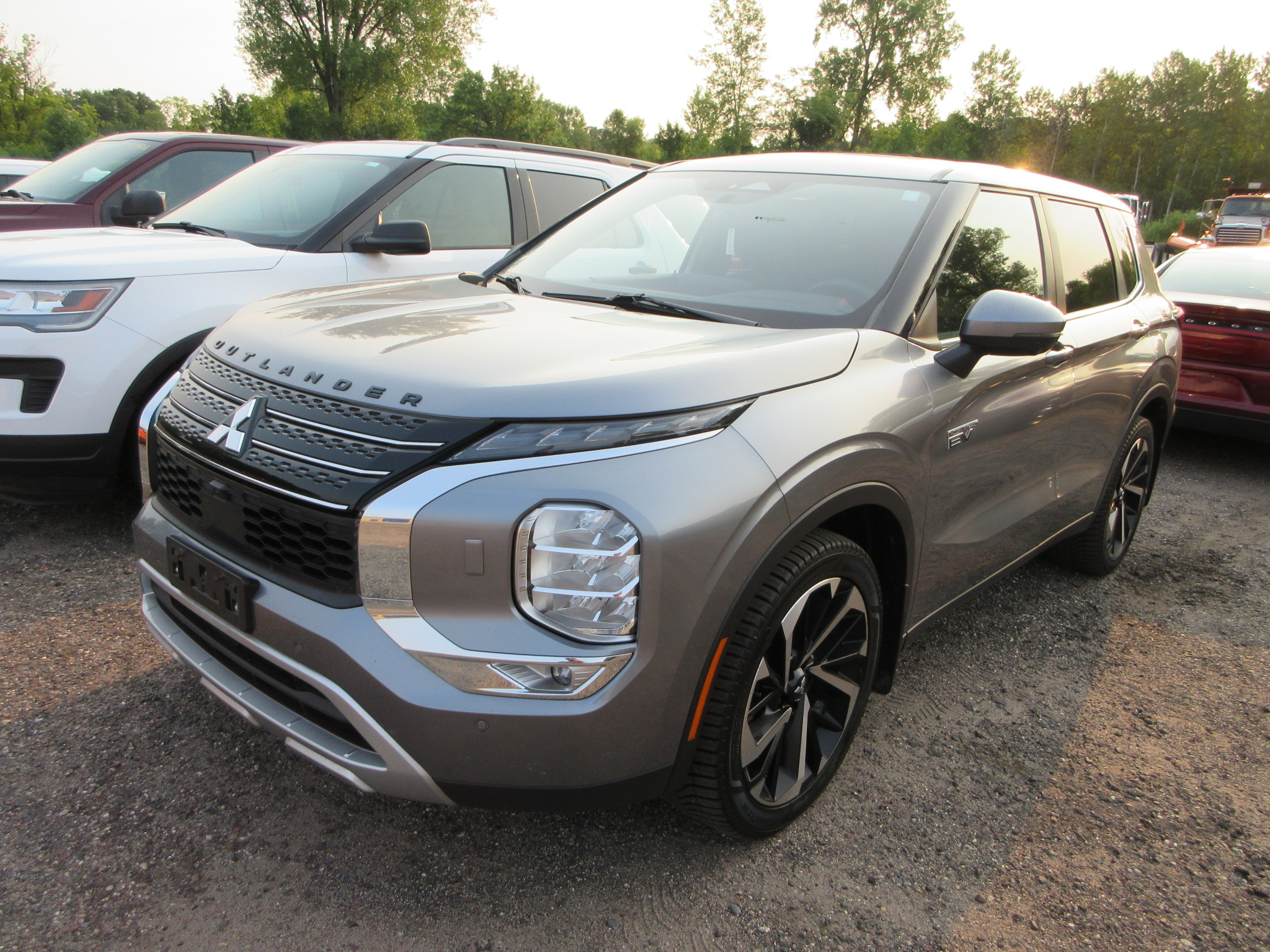 2023 MITSUBISHI OUTLANDER