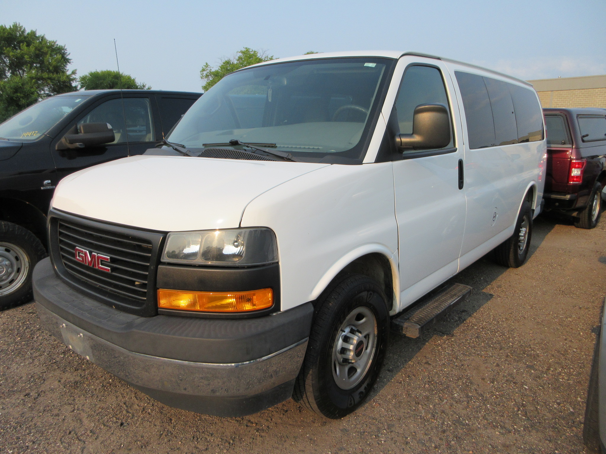 2019 GMC SAVANA 3500 LS