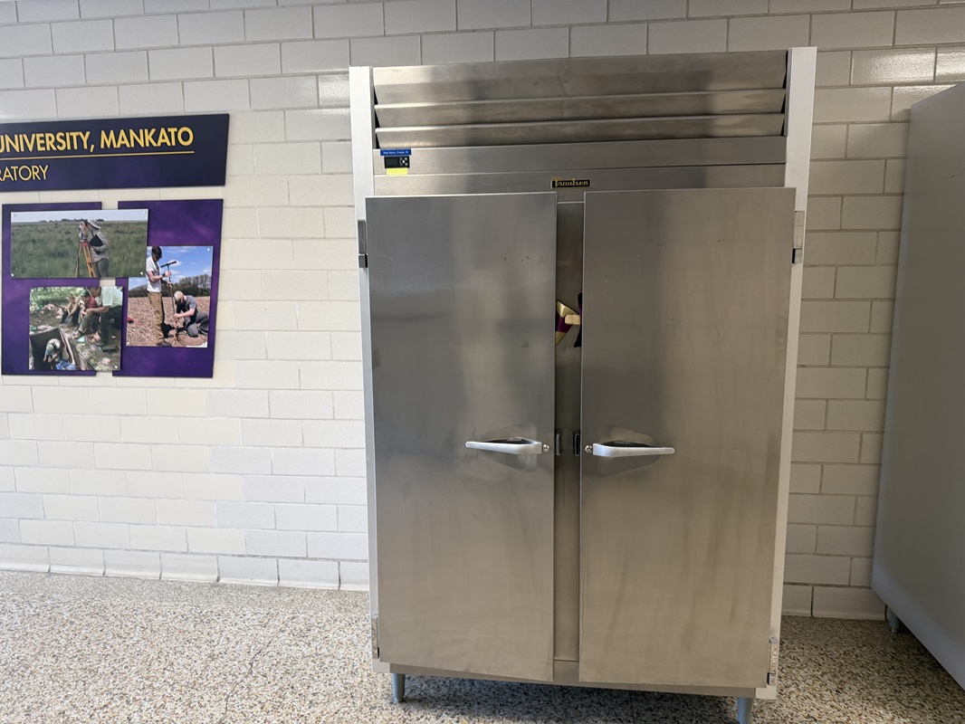 2021 TRAULSEN COMMERCIAL GRADE FREEZER