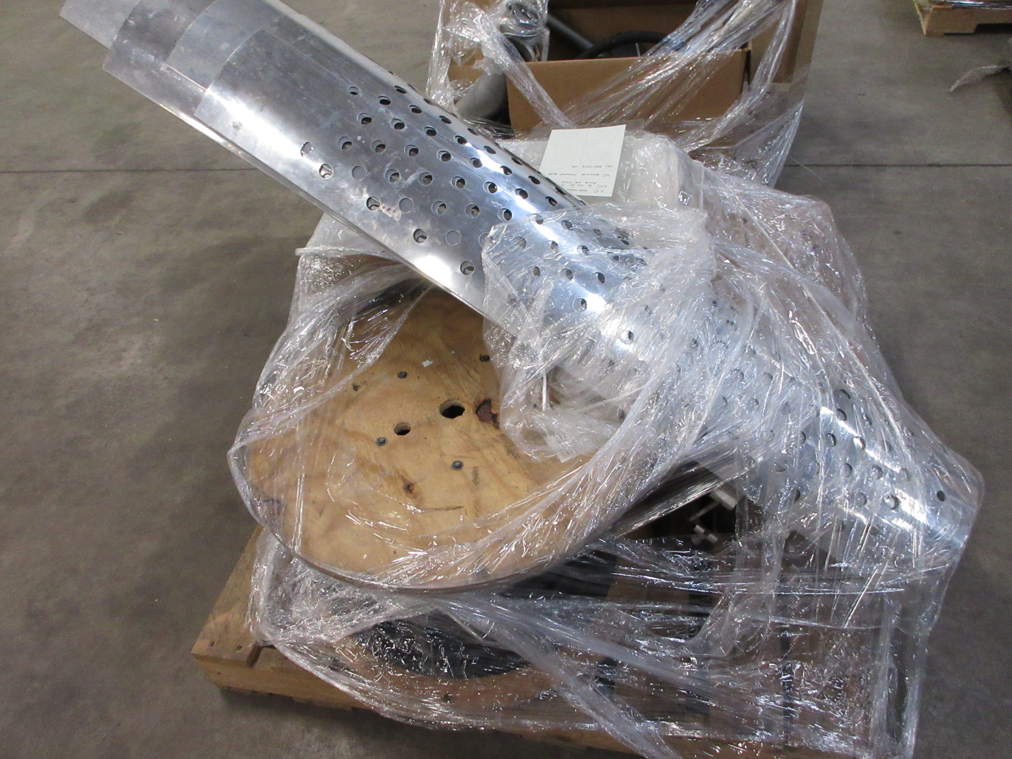 PALLET OF MISC SHOP ITEMS INCLUDING HEAT SHIELDS AND HYDRAULIC OILS
